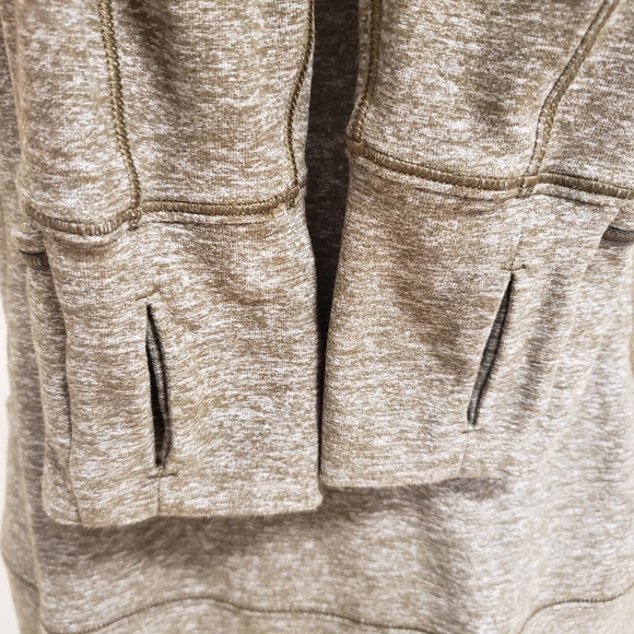 Lululemon Rush Hour 1/2 Zip Size 8 Military Green - Picture 5 of 7